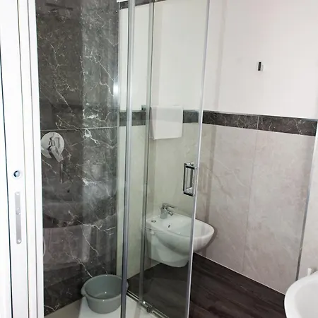 Famiglia Catizone 3*